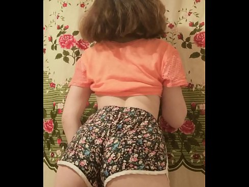 ❤️ Jovem sensual a despir os seus calções para a câmara ️ Porno real em pt.vegasservice.ru ❌️❤